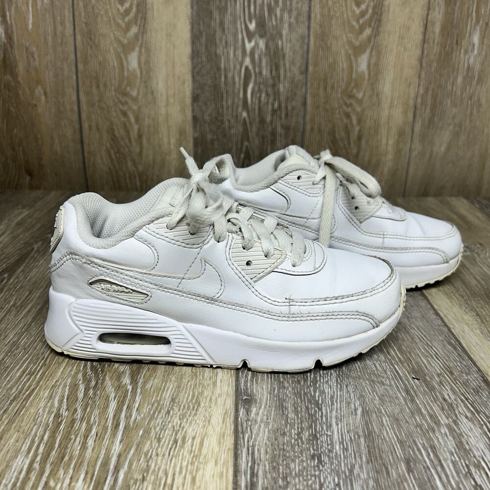 Nike Air Max 90 LTR Kids White Leather CD6867-100 Size 2.5Y Youth Sneaker Shoes